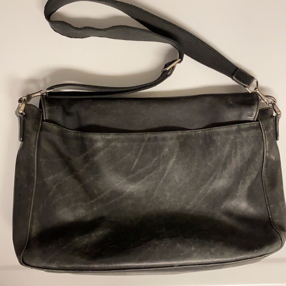 Coach Leather Computer Bag Flapped Shoulder Bag - Picture 3 of 17